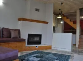 Apostolia's big house Bed and view