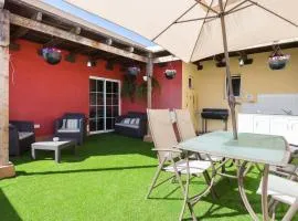 Villa Blanca Tenerife - Private rooms - Terrace and BBQ, 5 minutes from the beach and airport