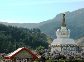 Mahamudra Buddhist Centre，位于Colville的旅馆