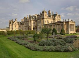 Stoke Rochford Hall，位于格兰瑟姆的酒店