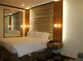 Indus Hotel