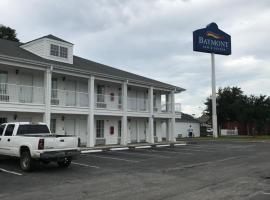 Baymont Inn & Suites，位于尤福拉的酒店