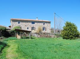 Ferme de la Combe，位于Saint-Jeure-dʼAy的酒店