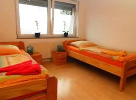 Monteurzimmer Krings Baptistastr 2a