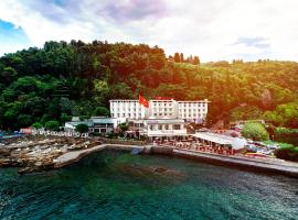 Barbara Piran Beach Hotel，位于皮兰的酒店