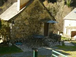 LES TROIS MAISONS