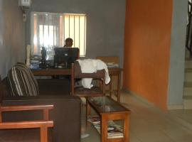 Biso Inn，位于Alimosho的酒店