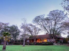 Jacaranda Lake Elementaita Lodge，位于Gilgil的酒店