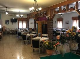 La Fenice Hotel ristorante pizzeria，位于Bosco的酒店