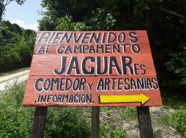 Campamento Jaguares，位于Lacanjá的酒店