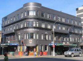 法庭酒店，位于但尼丁Dunedin City Centre的酒店