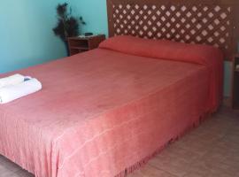 Hosteria Champagne，位于伊图萨因戈的酒店