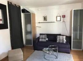 MyHome - Plein Soleil 47 - Studio cabine 4 pax skis aux pieds Val Claret