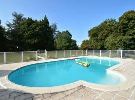 House in Burgundy with Private Pool