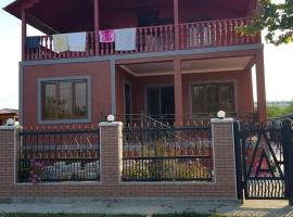 Anaklia Guest House，位于阿纳克利亚的酒店