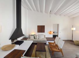 Cozy Townhouse in the heart of Cadaqués by by JA Coderch，位于卡达克斯的别墅