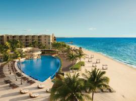 Dreams Riviera Cancun Resort & Spa - All Inclusive，位于莫雷洛斯港的酒店