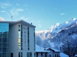 CRISTAL RESORT & SPA，位于San Colombano的酒店