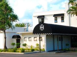 Island Hotel，位于Isipingo Beach的酒店