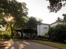 Griffin Hotel, an official Colonial Williamsburg Hotel，位于威廉斯堡威廉斯堡国会大厦附近的酒店