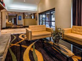 Best Western Galleria Inn & Suites，位于奇克托瓦加的酒店