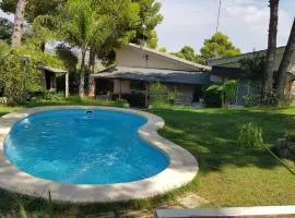 Domus Valencia Apartamentos Casa con piscina privada a 30 minutos de Valencia