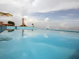 芬卡汉堡拉鲁塔德尔咖啡酒店