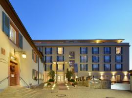 Hotel Hirschen in Freiburg-Lehen，位于弗莱堡巴塞尔机场 - QFB附近的酒店