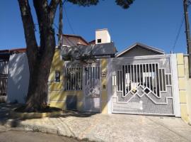 Casa do Henrique 3，位于索罗卡巴的家庭/亲子酒店