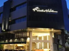 Riverside Boutique Hotel