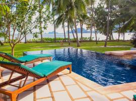 Amatapura Beachfront Villa 12, SHA Certified，位于班奥南矛的酒店