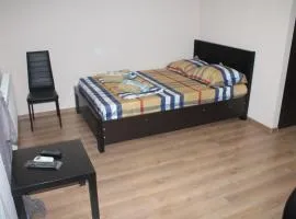 Lali's apartment