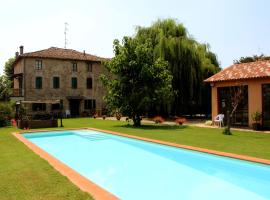 B&B Il Conte Giacomo，位于Viarolo的酒店