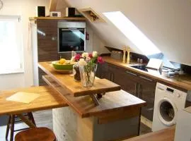 Loft-Ferienwohnung zur "Kfz-Schenke"