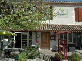 Logis Hôtels - Hôtel et Restaurant Les Voyageurs，位于图尔农达日奈的酒店