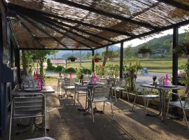 Hôtel Restaurant Auberge des crêtes du Verdon，位于韦尔东河畔拉帕吕的酒店