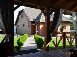 Country House v Kleynikah