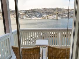 特耶尔德孙德布鲁阿马里提姆酒店，位于伊温斯科尔的酒店