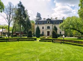 Pałac Bagatela，位于大波兰地区奥斯特鲁夫的酒店