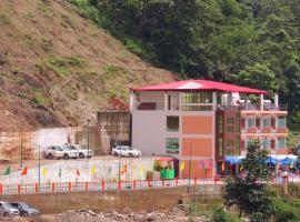 Yatrik Inn，位于德拉敦的酒店