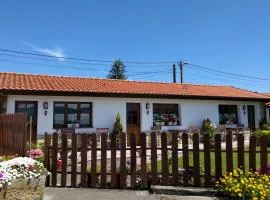 Apartamentos Rurales KNICASIA