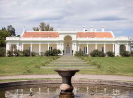 Estancia La Paz Hotel，位于阿斯科琴加的酒店