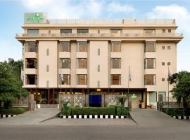 Lemon Tree Hotel Alwar，位于阿尔瓦尔的酒店