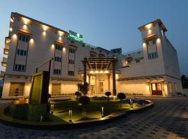 哥印拜陀柠檬树酒店，位于哥印拜陀哥印拜陀（皮拉门杜）机场 - CJB附近的酒店