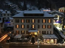 埃米塔日酒店，位于布里德莱班Casino des 3 Vallées Brides les Bains附近的酒店