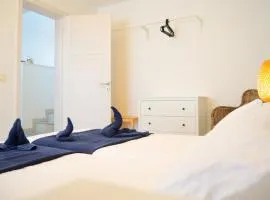 Apartamentos El Marinero - Avenida，位于塞博河畔卡莱塔的公寓