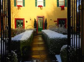 Blakes Manor Self Contained Heritage Accommodation，位于德洛兰的酒店