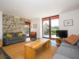 Lovely Holiday Home in Tavistock near Devon's Nature Reserve