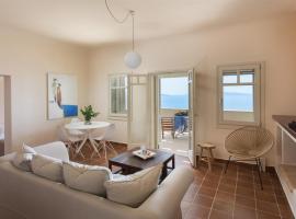 Villa Itis Luxury Suite with Balcony, Panoramic View & Jacuzzi，位于尼亚波利斯的低价酒店