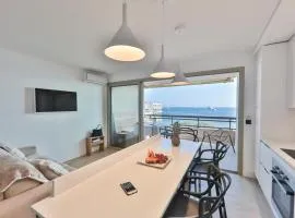 Center Bay Luxueux appartement avec vue mer 6 eme etage